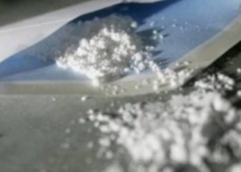 Сэжиг бүхий захидал нээж үзсэний дараа 11 хүний бие гэнэт мууджээ
