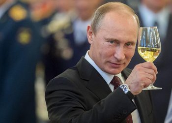 В.Путины рейтинг өндөр байна
