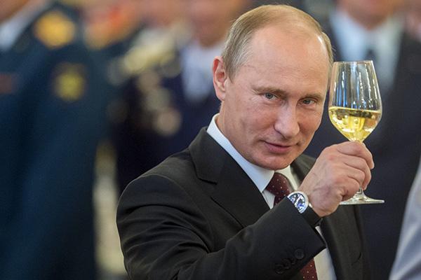 В.Путины рейтинг өндөр байна