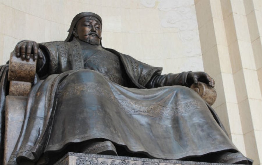 II Мянганы суут хүн, аугаа их жанжин Чингис хаан