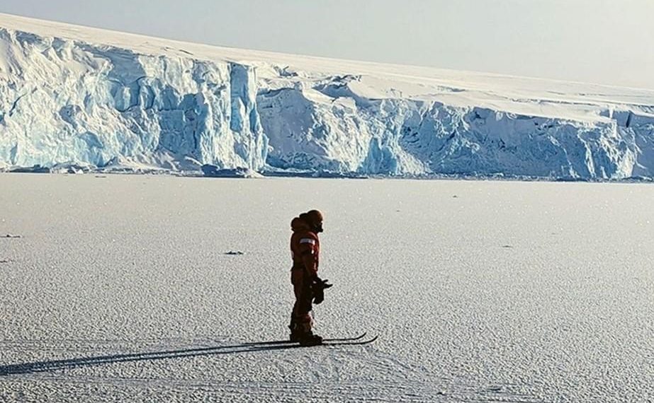 Антарктидын мөс сэтгэл түгшихүйц хэмжээнд хүрч багасчээ