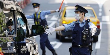 Японд согтуурлын зэрэг 0.04 хувиас хэтэрсэн бол таван жил хорьж, $10,000-аар торгож, жолооны эрхийг нь бүрмөсөн цуцалдаг болжээ