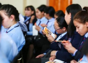 PISA үнэлгээгээр монгол сурагчид Азийн хүүхдүүдээс 1.8 жилээр хоцорсон гэж дүгнэжээ