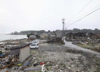 Японд газар хөдөлсний улмаас амиа алдсан хүмүүсийн тоо нэмэгдсээр байна