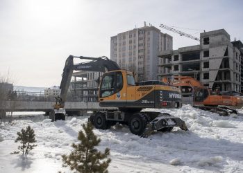 Х.Нямбаатар: Сэлбэ голын сав газрыг чөлөөлөхдөө бургасыг зайлуулах юм байна. Нийгмийн сүлжээгээр асуудал үүсэх вий