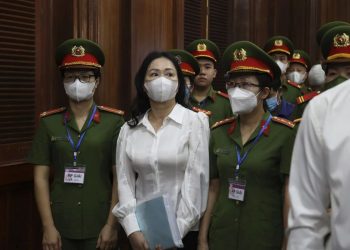 Вьетнамын түүхэнд гарсан хамгийн том санхүүгийн луйврыг үйлдсэн этгээдэд прокурорууд цаазын ял төлөвлөжээ
