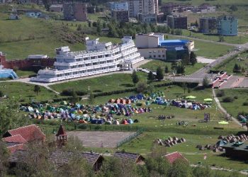Найрамдал зуслангийн төв байрыг 4.5 тэрбум төгрөгөөр засварлажээ