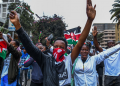 Кенийн парламентыг эсэргүүцсэн жагсаалын үеэр 39 хүн амиа алджээ