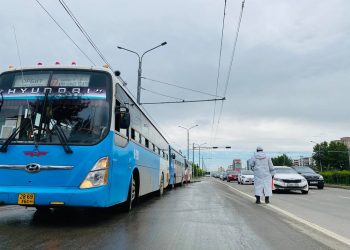 Автобусны теле камер нэгдүгээр эгнээгээр зорчсон машинуудыг “ТОРГОНО“