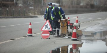 Цаг агаарын нөхцөл байдлаас шалтгаалж энэ амралтын өдрүүдэд авто зам засахгүй