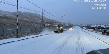 1128 зам талбайн үйлчлэгч 185 тусгай зориулалтын техникээр авто замыг цэвэрлэж байна