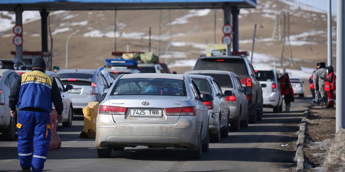 Цагаан сарын амралтыг 6-10 хоног болгож сунгах өргөдөлд иргэдээс гарын үсэг цуглуулж эхэлжээ