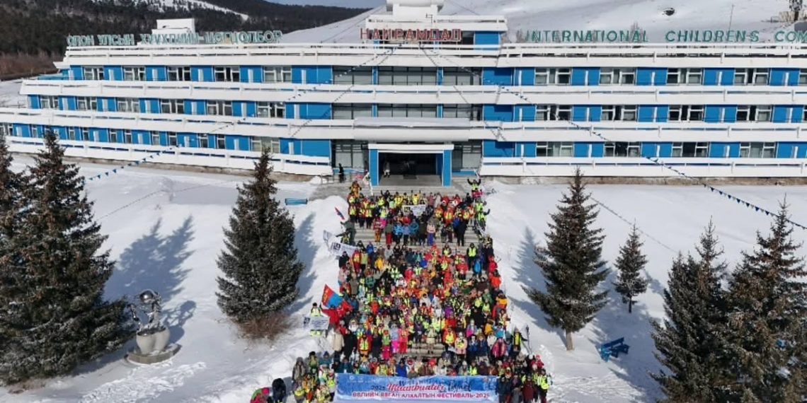 Өвлийн явган алхалтын фестивальд дэлхийн 5 орны 400 гаруй алхагчид оролцлоо