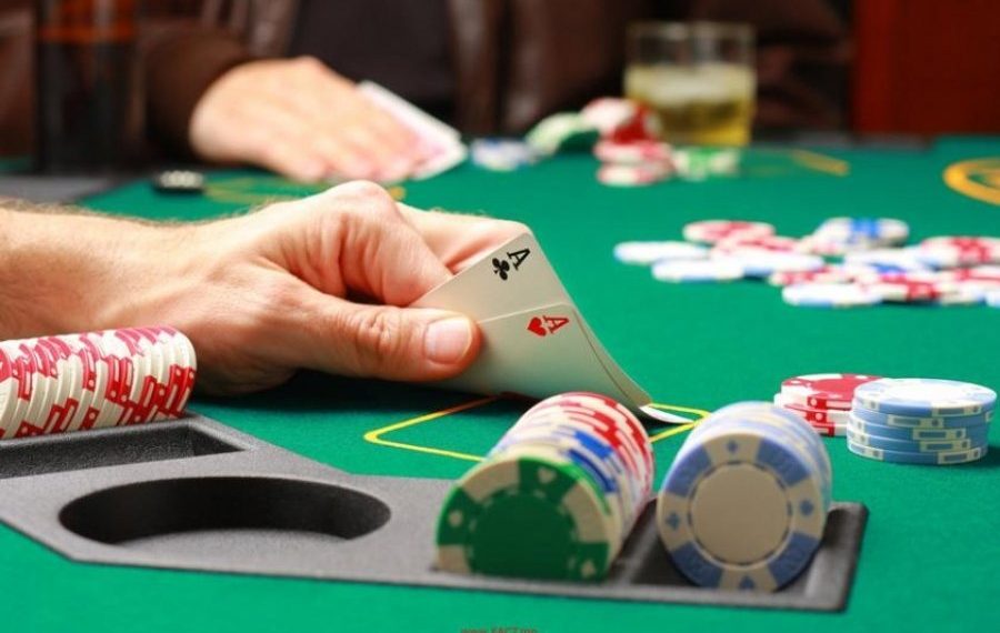 Цахим мөрийтэй тоглоом явуулдаг есөн домайныг хаалаа