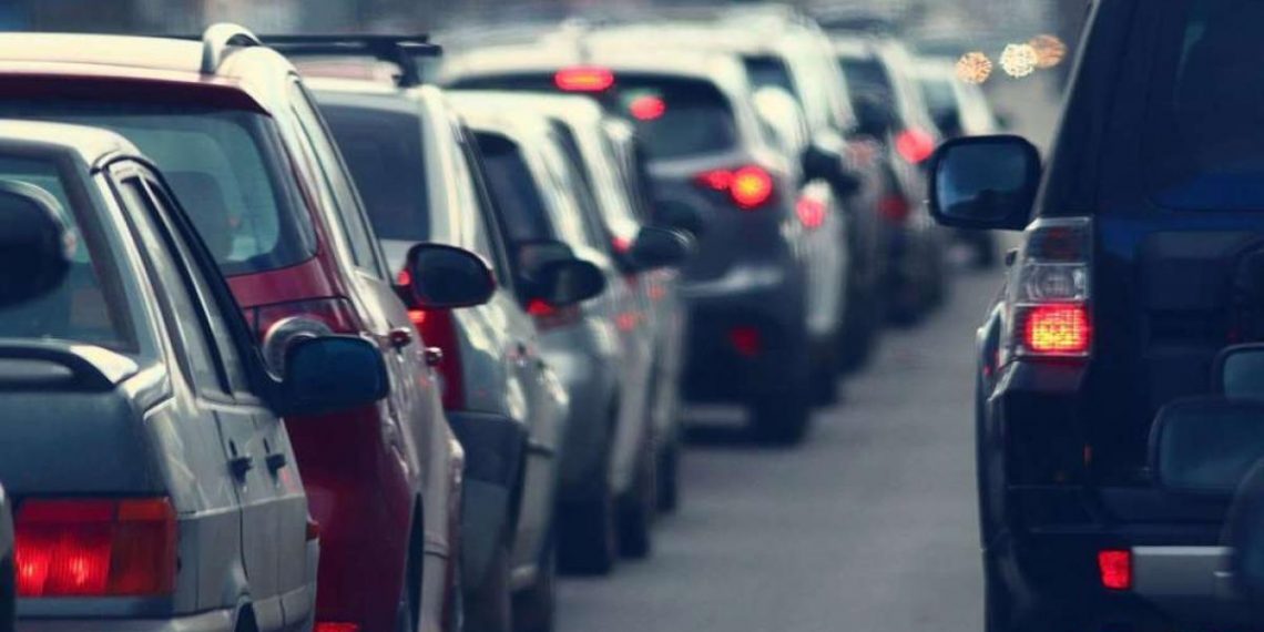 Автомашины албан татварын нэмэгдлийг цуцлах тухай нийтийн өргөдлийг хэлэлцэнэ