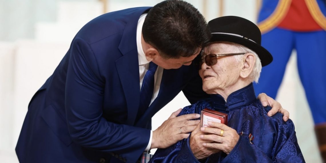 Монгол Улсын төрийн шагналт, ардын уран зохиолч, соёлын гавьяат зүтгэлтэн П.Бадарч ХӨДӨЛМӨРИЙН БААТАР боллоо