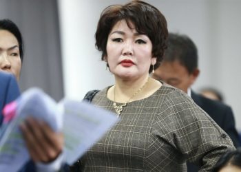 “Хулан төрийн нууц задлаагүй, дамжуулаагүй. Миний дансаар нэг ч төгрөг, доллар, юань, рубль ороогүй юм шүү”
