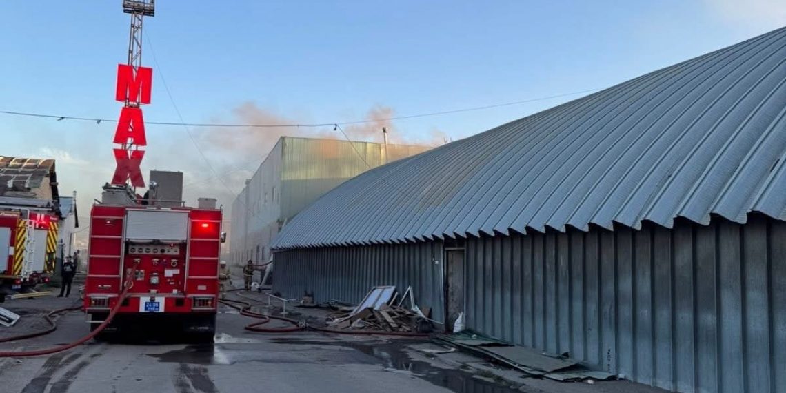 Барс-2 захад гарсан галыг унтраахаар ажиллаж байна