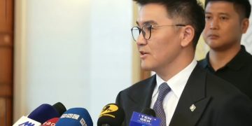 Ч.Лодойсамбуу:  Хэдхэн хүний тохироон дунд асуудлыг шийддэг байдлын эсрэг шинэ үеийнхэн бид нэгдсэн