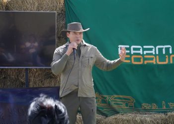С.Амарсайхан: Монгол Улсын мал аж ахуйн салбар нь эдийн засаг, нийгмийн хөгжилд чухал байр суурь эзэлдэг бөгөөд хүн амын амьжиргаа, орлогын гол эх үүсвэр