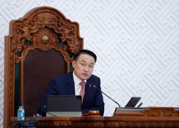 Д.Амарбаясгалан: Нэг ангид 70 хүүхэд сурч байхад “Төсөв байхгүй” гэж шалтаглах эрх бидэнд байхгүй