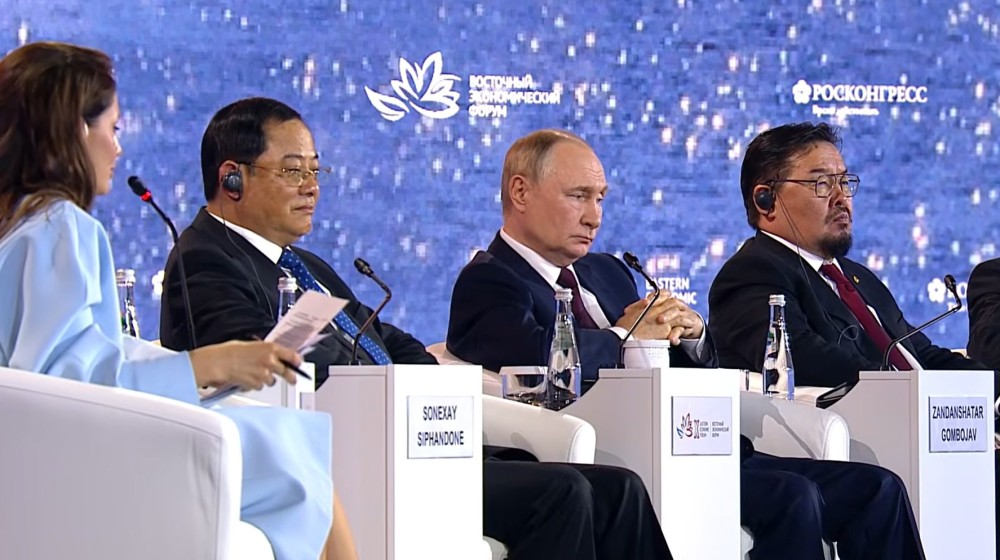 Путин: Байгалийн хийн хоолой барих ажил дэлхийн томоохон төслүүдийн нэг болно