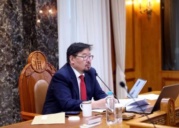 Г.Занданшатар: Хэн чанга дуугарсан нь, хэн олон пост оруулсан нь намын дарга болдоггүй