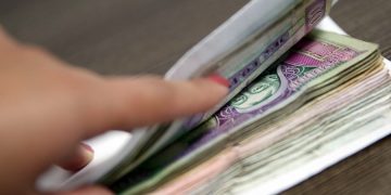 Дундаж цалингийн хэмжээ 2.7 сая төгрөг байна