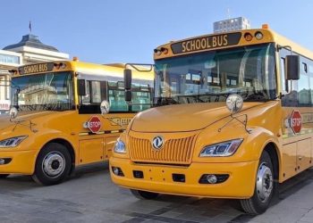 Өнөөдрөөс сургуулийн 296 автобус үйлчилгээнд явна