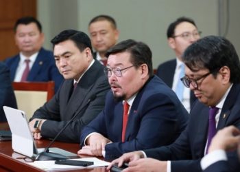 Г.Занданшатар: Банкин дахь дансыг хаадаг бүдүүлэг зохицуулалтыг хална