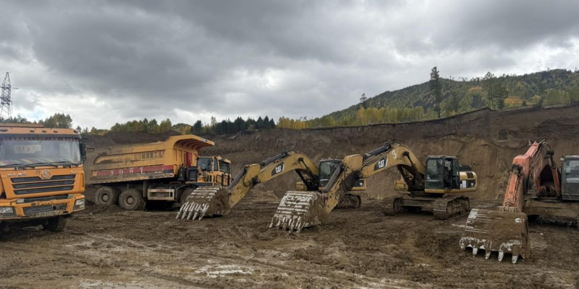 Ерөө суманд хууль бусаар ашигт малтмал олборлосон компаниудын үйл ажиллагааг зогсоожээ