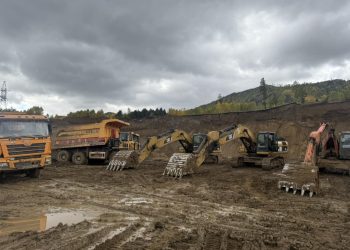 Ерөө суманд хууль бусаар ашигт малтмал олборлосон компаниудын үйл ажиллагааг зогсоожээ