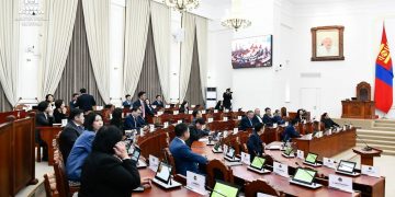 УИХ дахь АН-ын бүлэг чуулганы нэгдсэн хуралдааныг орхин гарлаа