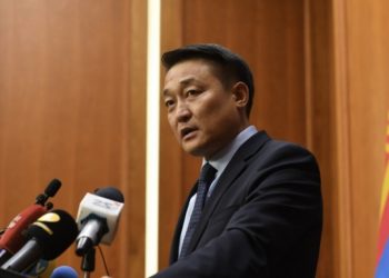 Д.Амарбаясгалан: Намайг гүтгэсэн улстөрч Хууль зүйн сайдын албан тушаалаар “шагнууллаа”