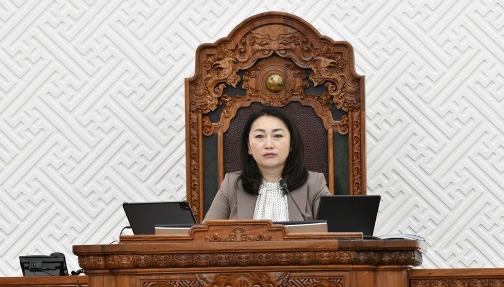 Х.Булгантуяа: “Чи шоронд сууна шүү” гэж сайд нар намайг дарамталлаа