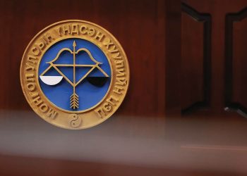 Улсын Их Хурлын дэд дарга Үндсэн хууль зөрчсөн эсэх асуудлаар маргаан үүсгэлээ