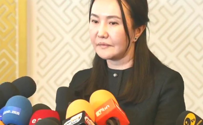 Ч.Ундрам: Зарим гишүүд сандал суудлын төлөө улайрч байна