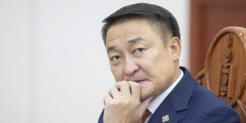 Д.Амарбаясгаланг УИХ-ын даргын албан тушаалаас чөлөөллөө