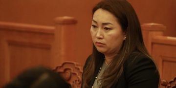 Х.Булгантуяаг огцруулах эсэх асуудлыг Байнгын хороо хэлэлцээгүй гэх шалтгаанаар хойшлууллаа