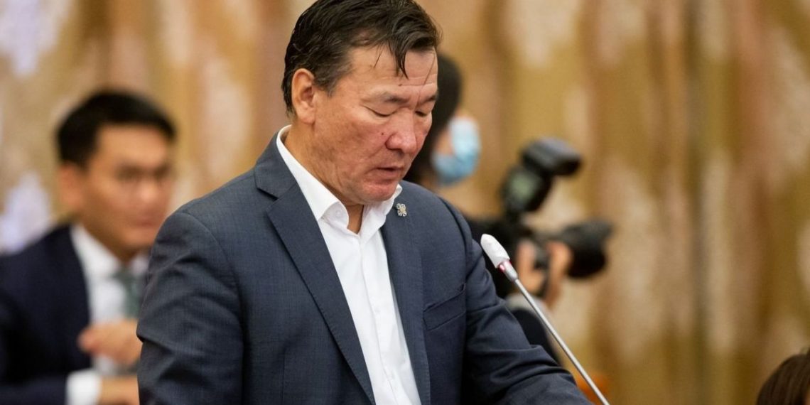 АН-ын бүлэг: С.Ганбаатарын санаачилсан УИХ-ын гишүүдийг “Гишүүн байх 4 жилийн хугацаанд нь хуулийн байгууллагаас шалгахгүй байх” асуудлыг хэлэлцэж байна