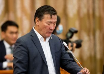 АН-ын бүлэг: С.Ганбаатарын санаачилсан УИХ-ын гишүүдийг “Гишүүн байх 4 жилийн хугацаанд нь хуулийн байгууллагаас шалгахгүй байх” асуудлыг хэлэлцэж байна