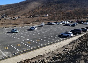 Ж.Сандагсүрэн: Нийтийн эзэмшлийн 50 байршилд ухаалаг авто зогсоол барина