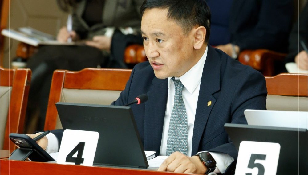 “Гадаадад эмчлүүлсэн иргэдийн эмчилгээний зардлын буцаан олголтыг 4-10 дахин нэмэгдүүлсэн”