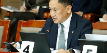 “Гадаадад эмчлүүлсэн иргэдийн эмчилгээний зардлын буцаан олголтыг 4-10 дахин нэмэгдүүлсэн”