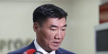 С.Бямбацогт: “Эрдэнэс Тавантолгой” ХК-ийн 581 гэрээг ил болгох шийдвэр гаргалаа