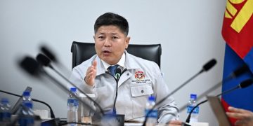 Х.Нямбаатар: Ажил, үүргээ хэвийн гүйцэтгээд явж байгаа хүнийг мажийчихжээ гэх нь холгүй болж