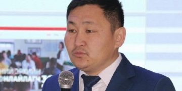 C.Анхбаяр: МАН-ыг гурав ялуулсан хүн яагаад нүүрсний хулгайч болсон юм. PR чинь хэтэрч байна, энийгээ нэг талд нь гаргаарай.