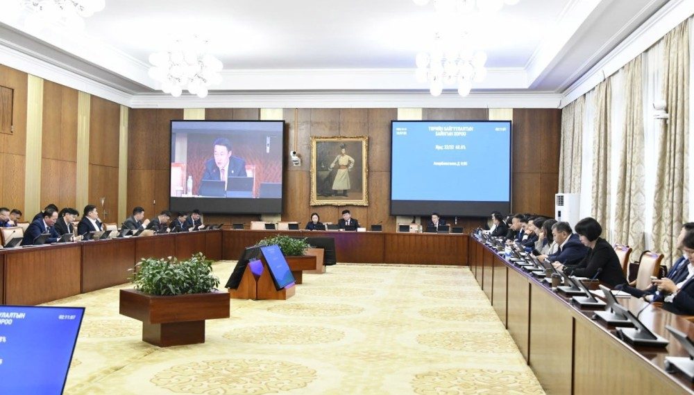 Бүх нийтийн амралт бямба, ням гарагт давхацвал ажлын өдөр нөхөж амрах хуулийн төсөл хэлэлцэнэ