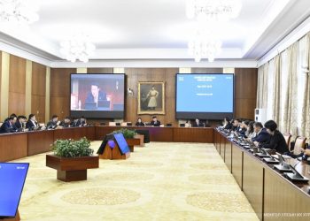 Бүх нийтийн амралт бямба, ням гарагт давхацвал ажлын өдөр нөхөж амрах хуулийн төсөл хэлэлцэнэ