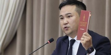 П.Сайнзориг: Ургийн овгийг цэгцэлмээр байна. Хүн бүр “Боржигон” болчихсон, эсвэл хүссэн овгоо хэлээд авчихдаг